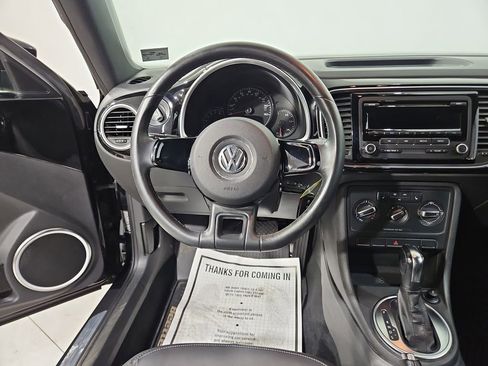 Used 2012 Volkswagen Beetle 2.5 image 13