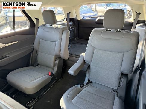 Used 2025 Ford Explorer Active image 31