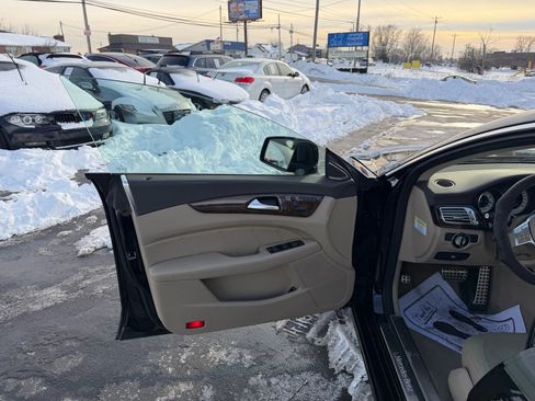 Used 2014 Mercedes-Benz CLS 550 CLS 550 4MATIC Coupe 4D image 36