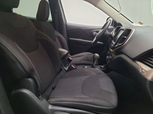 Used 2015 Jeep Cherokee Latitude w/ Trailer Tow Group image 21