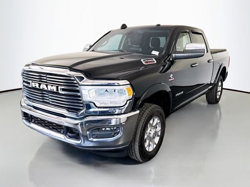 Used 2021 RAM 2500 Laramie AWD/4WD image 4