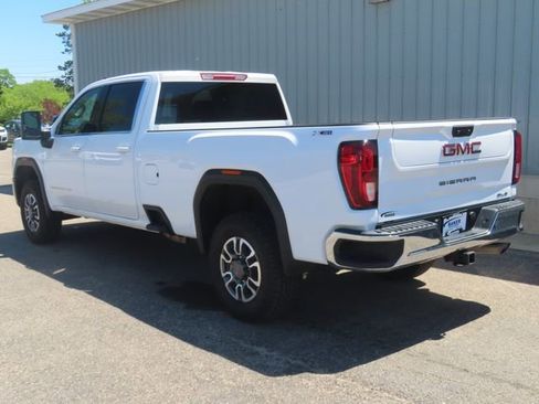 Used 2024 GMC Sierra 3500 SLE w/ SLE Convenience Package AWD/4WD image 9