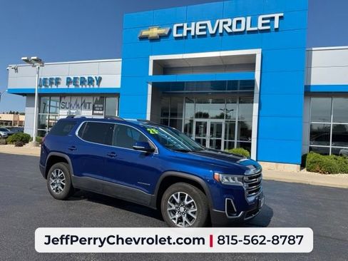 Used 2023 GMC Acadia SLT w/ Technology Package AWD/4WD image 1