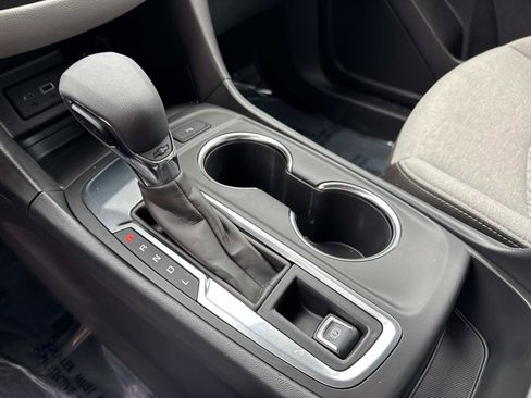 Used 2024 Chevrolet Equinox LT image 25