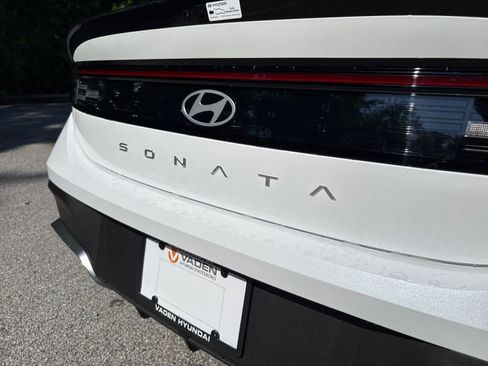 New 2025 Hyundai Sonata SE image 7