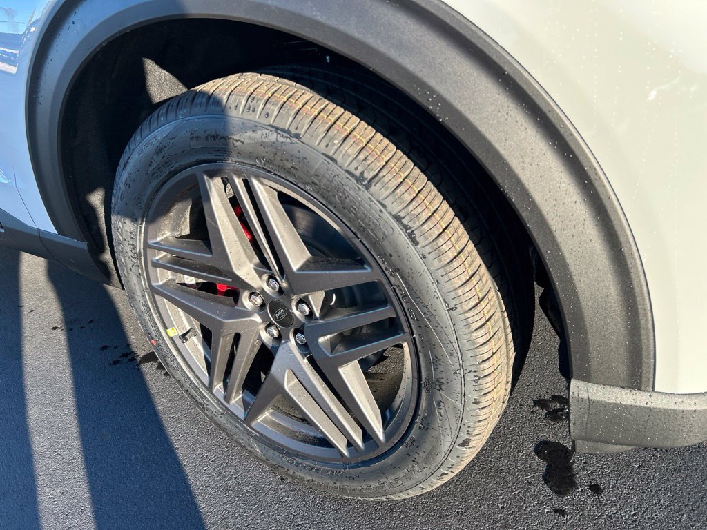 New 2027 Ford Explorer ST-Line AWD/4WD image 24
