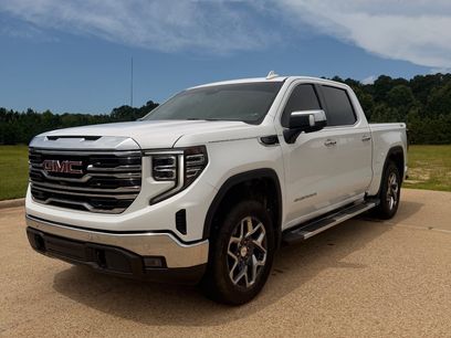 Used 2024 GMC Sierra 1500 SLT w/ SLT Premium Plus Package