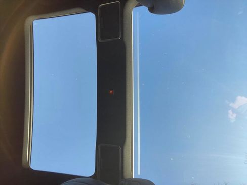 Used 2015 Mercedes-Benz S 550 4MATIC Sedan image 48