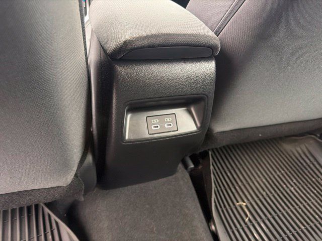 Used 2025 Toyota Corolla LE FWD image 25