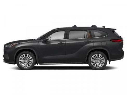 Certified 2024 Toyota Highlander Platinum AWD/4WD image 3