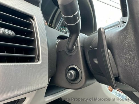 Used 2015 Jaguar XF Premium image 24