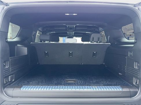 Used 2025 GMC Hummer EV 2X image 17