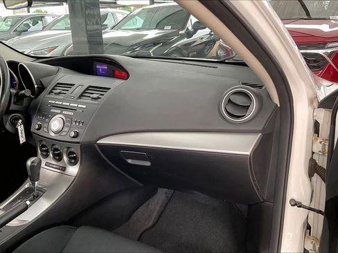 Used 2011 MAZDA MAZDA3 s Sport image 17