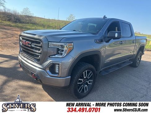 Used 2019 GMC Sierra 1500 AT4 w/ AT4 Premium Package image 3