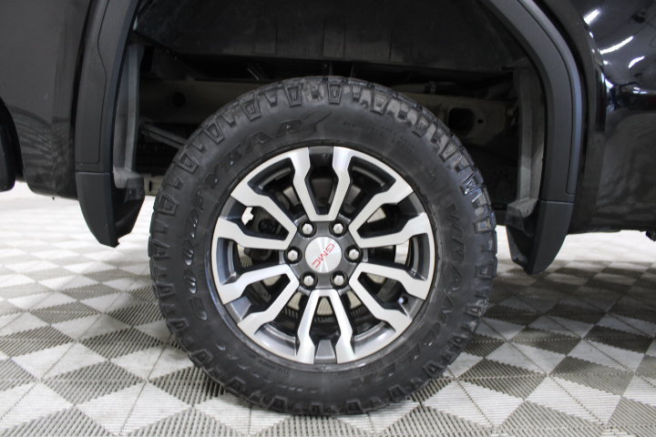Used 2022 GMC Sierra 1500 AT4 w/ AT4 Premium Package AWD/4WD image 48