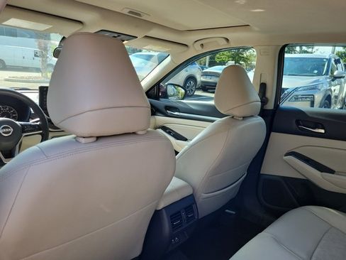 Used 2023 Nissan Altima 2.5 SL AWD/4WD image 11