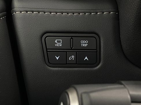 New 2026 Lexus LX 600 4WD w/ Luxury Package image 15