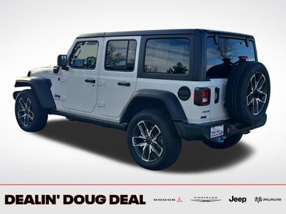 Used 2024 Jeep Wrangler Unlimited w/ LED Headlamp & Fog Lamp Group