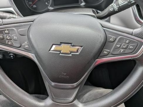 Used 2022 Chevrolet Equinox LT AWD/4WD image 10