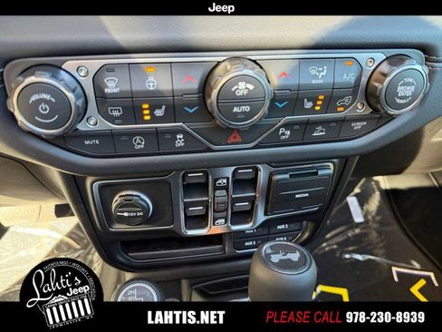 New 2026 Jeep Wrangler Unlimited Sahara image 16