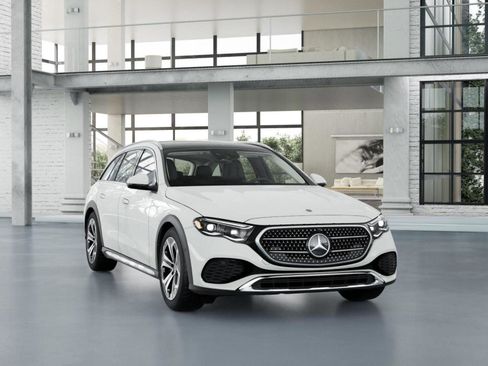 New 2026 Mercedes-Benz E 450 4MATIC All-Terrain Wagon image 9