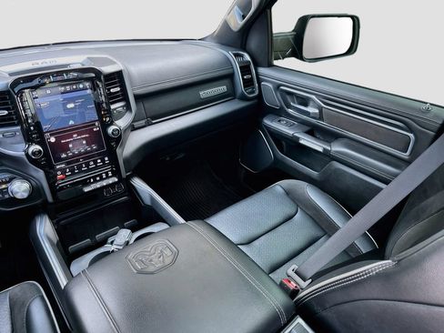 Used 2023 RAM 1500 Laramie AWD/4WD image 25