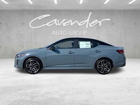 New 2025 Nissan Sentra SR image 13