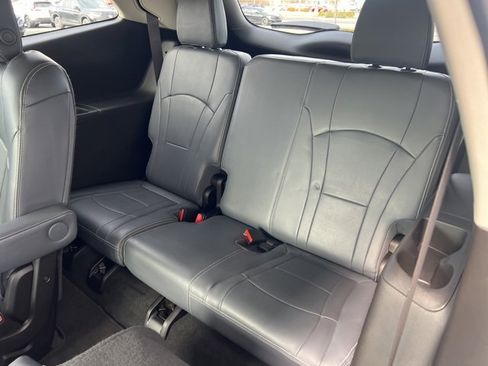 Used 2018 Buick Enclave Essence w/ Trailering Package image 22