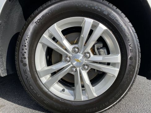 Used 2015 Chevrolet Equinox LT image 39