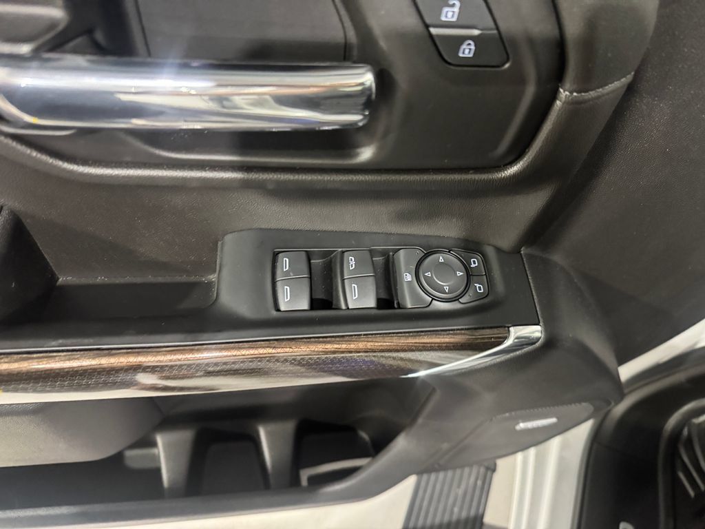 Used 2022 Chevrolet Silverado 1500 RST w/ All Star Edition Plus AWD/4WD image 17