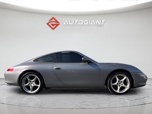 Used 2004 Porsche 911 Carrera RWD image 9
