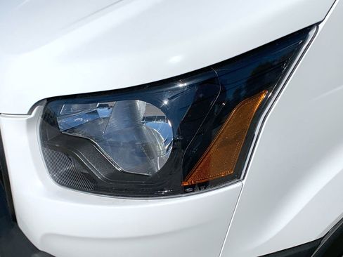 New 2026 Ford Transit 250 148 Medium Roof image 11