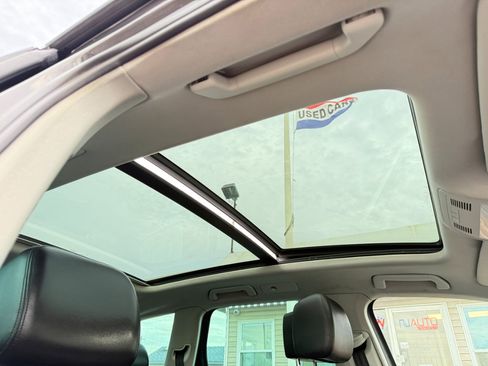 Used 2012 Volkswagen Touareg VR6 image 51