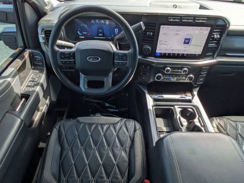 Used 2024 Ford F250 Lariat w/ Lariat Ultimate Package AWD/4WD image 16