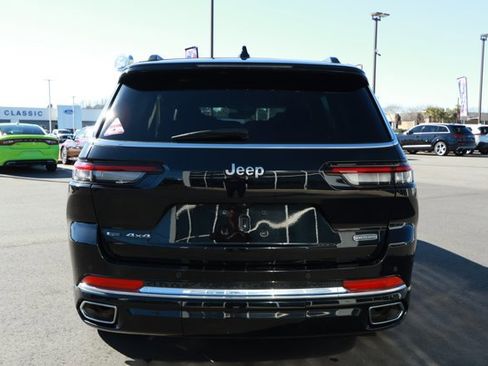 Used 2023 Jeep Grand Cherokee L Overland w/ MOPAR Finishing Package image 7