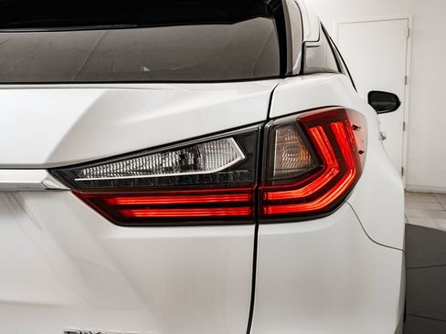 Used 2018 Lexus RX 350 FWD w/ Premium Package image 9