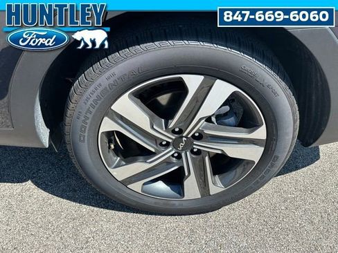 Used 2024 Kia Sorento EX AWD/4WD image 8