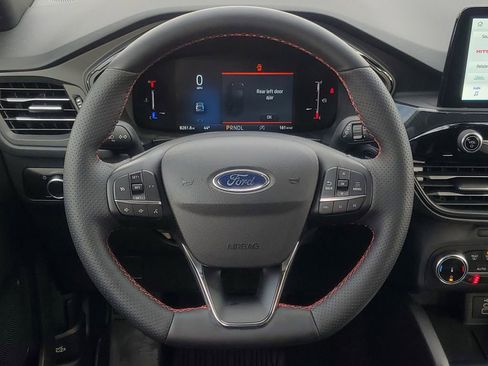 Used 2025 Ford Escape ST-Line w/ Cold Weather Package image 31