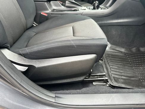 Used 2023 Subaru Crosstrek 2.0i AWD/4WD image 28