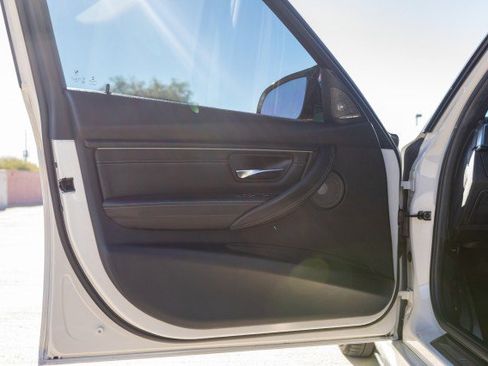 Used 2016 BMW M3 image 31