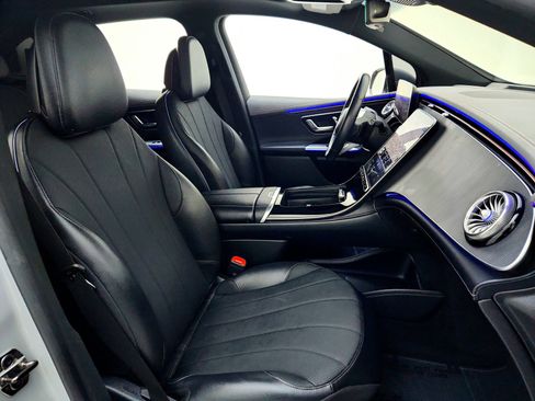 Used 2023 Mercedes-Benz EQE 350+ 4MATIC SUV w/ Exclusive Trim Package image 25