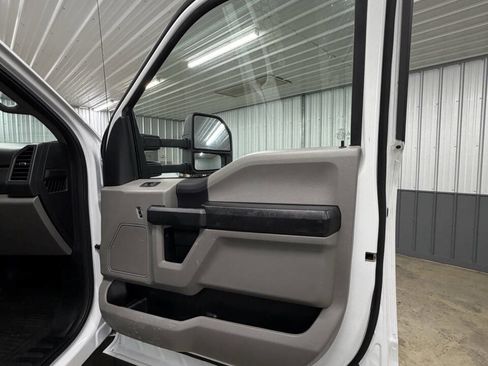 Used 2020 Ford F450 XL w/ Power Equipment Group image 54