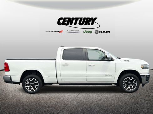 Used 2025 RAM 1500 Laramie w/ Advanced Safety Group II AWD/4WD image 2