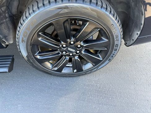 Used 2022 Lincoln Navigator Reserve w/ Equipment Group 201A image 17