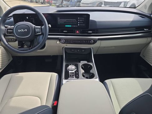 New 2026 Kia Carnival SX Prestige FWD image 12