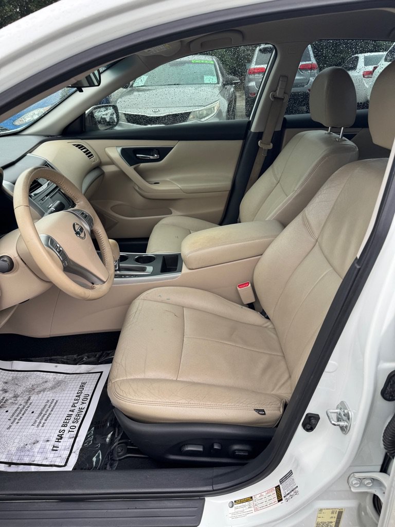 Used 2015 Nissan Altima 2.5 SV FWD image 8