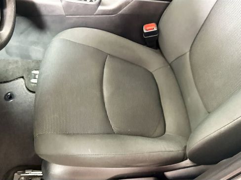 Used 2021 Toyota RAV4 LE w/ Carpet Mat Package (TMS) FWD image 17