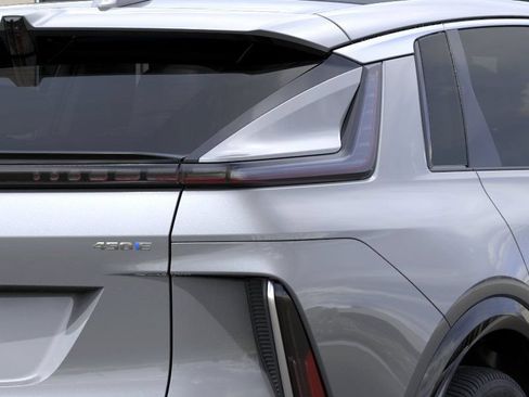 New 2026 Cadillac Lyriq Luxury RWD image 11