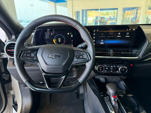 New 2026 Chevrolet Trax RS w/ Sunroof Package FWD image 15