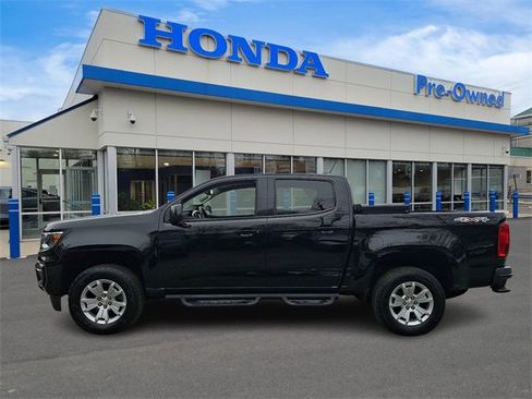 Used 2022 Chevrolet Colorado LT w/ Safety Package image 7